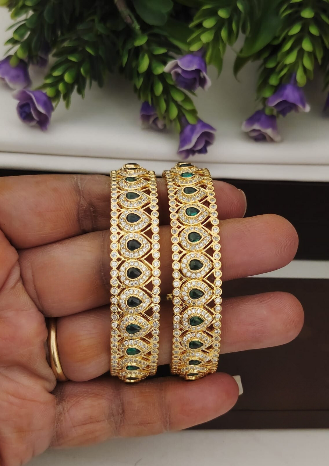 Kundan stone bangles  pcs 170031