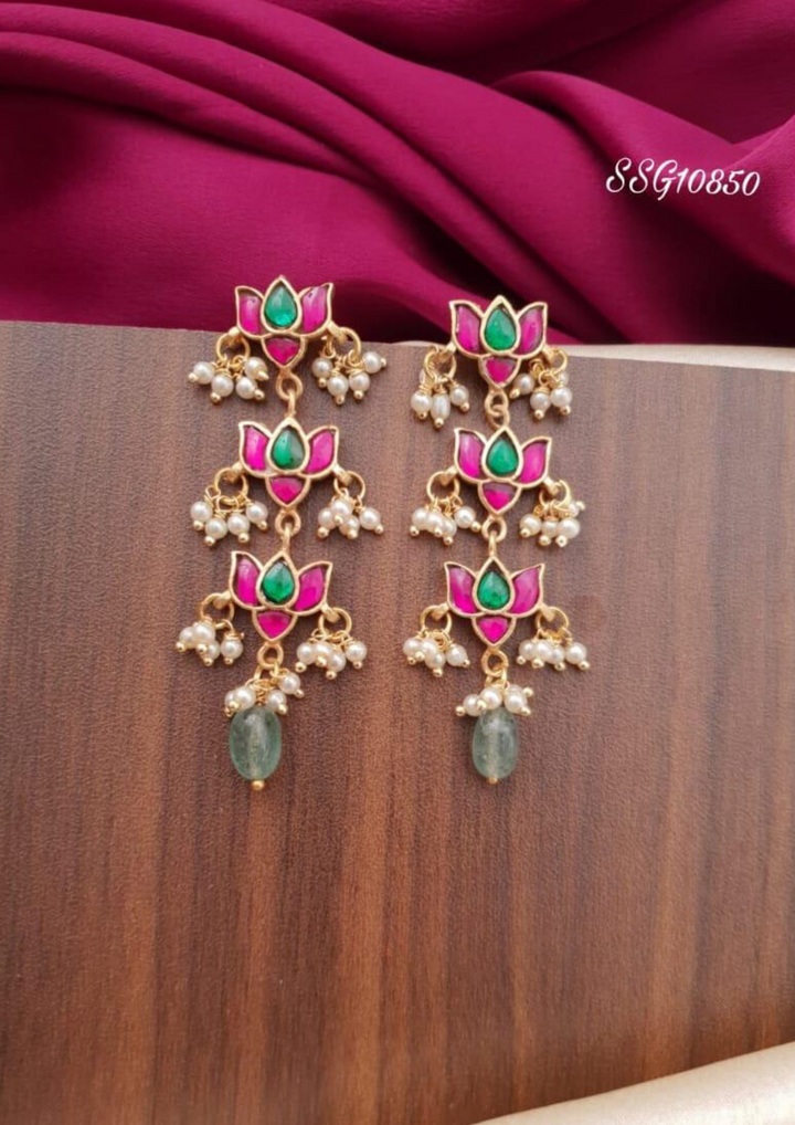 Jadau kundan and beads earrings ssg 10850