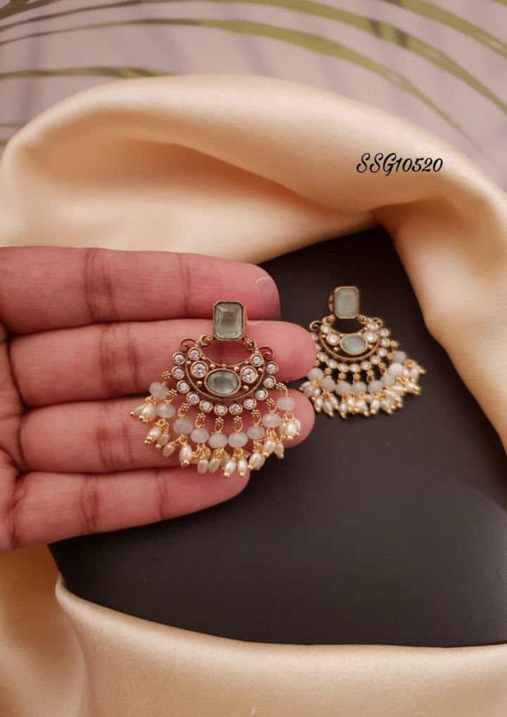 Kundan and beads earrings ssg 10520