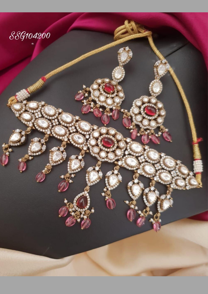 Kundan and beads necklace with earrings ssg 104200