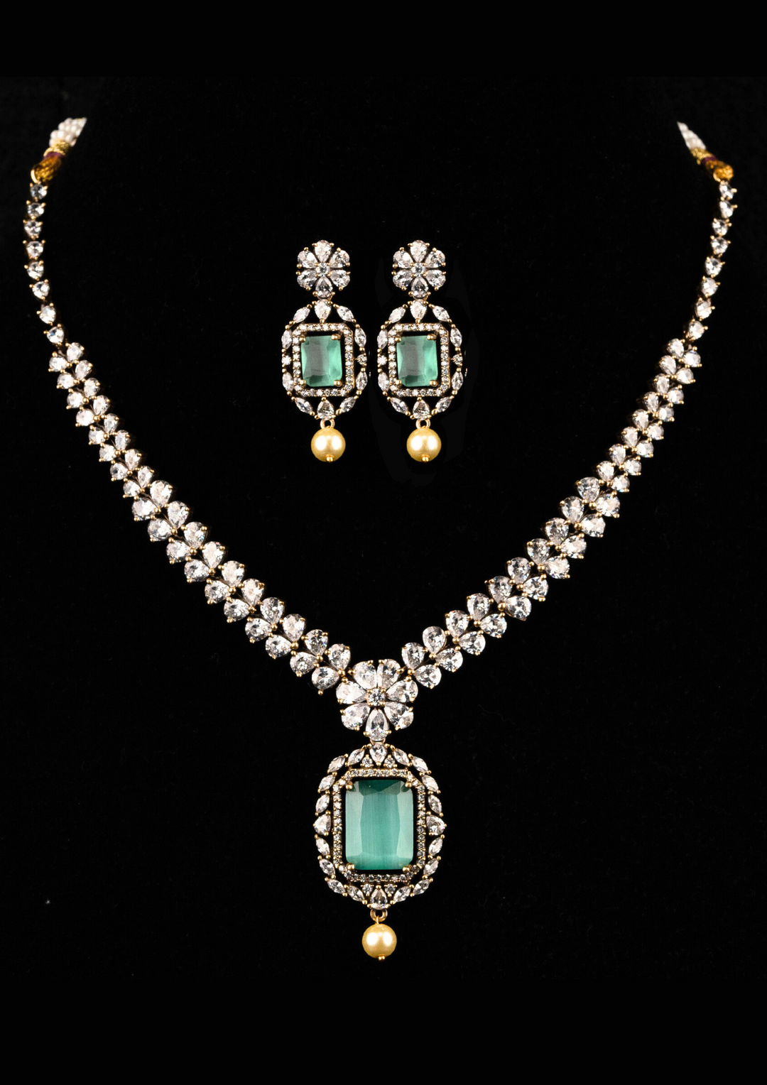 Victorian necklace set with earrings PCs 200061