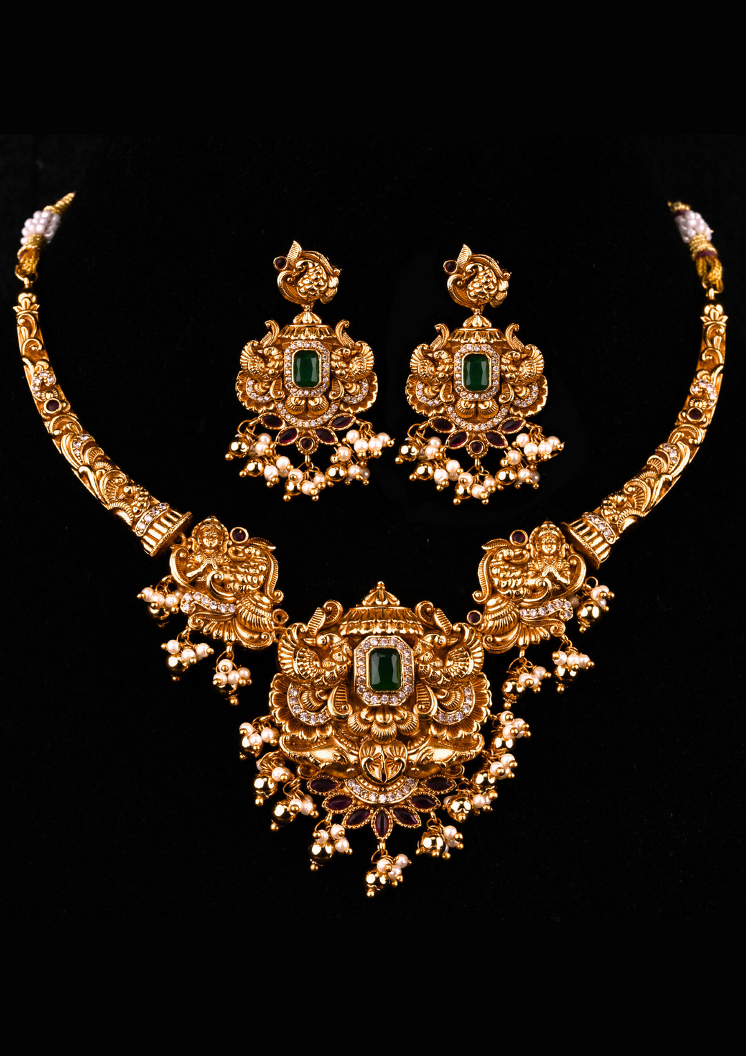 Kundan and beads temple jewelry necklace with earrings ssg 101660