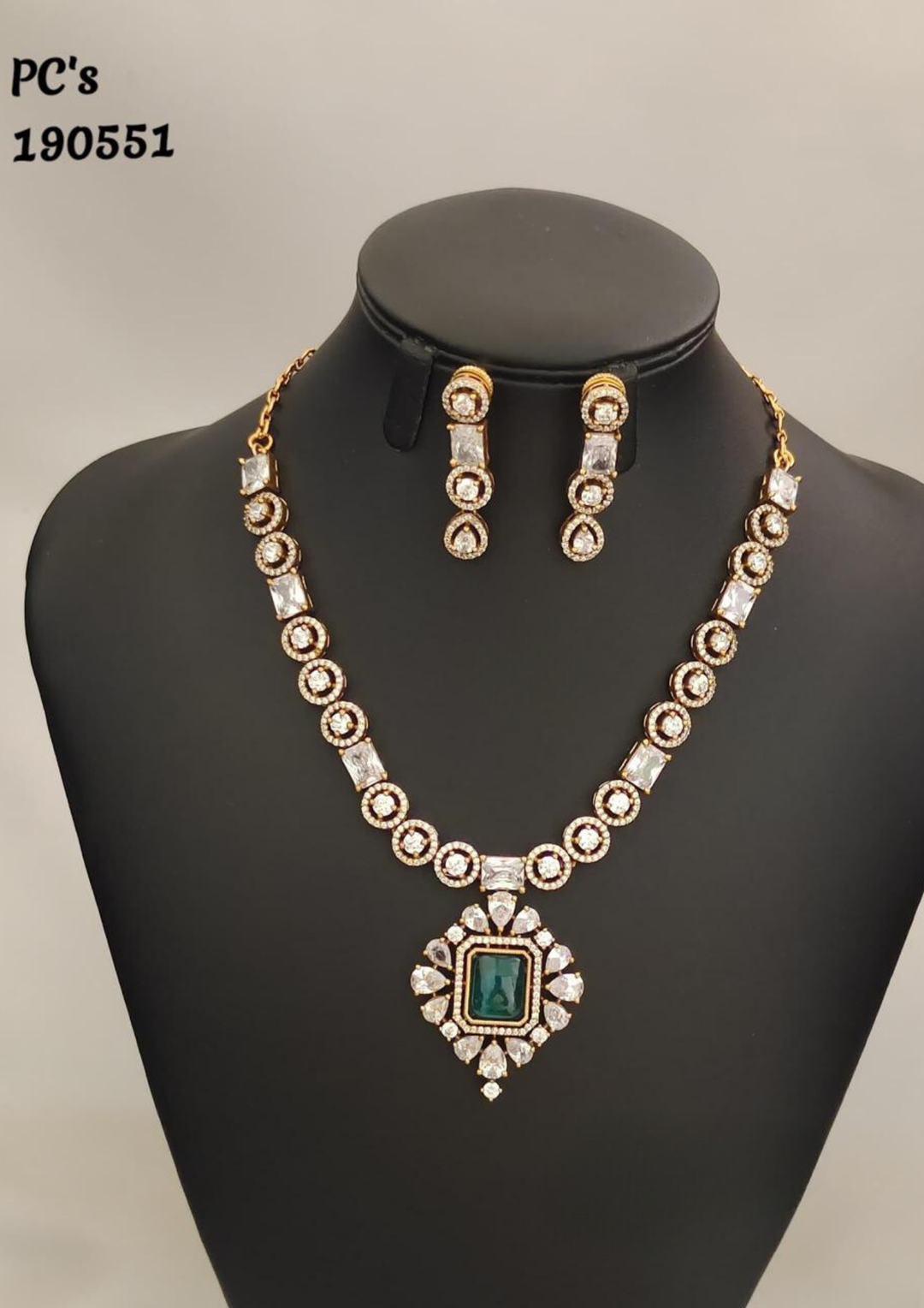 Victorian jewellery necklace with earrings pcs 190551