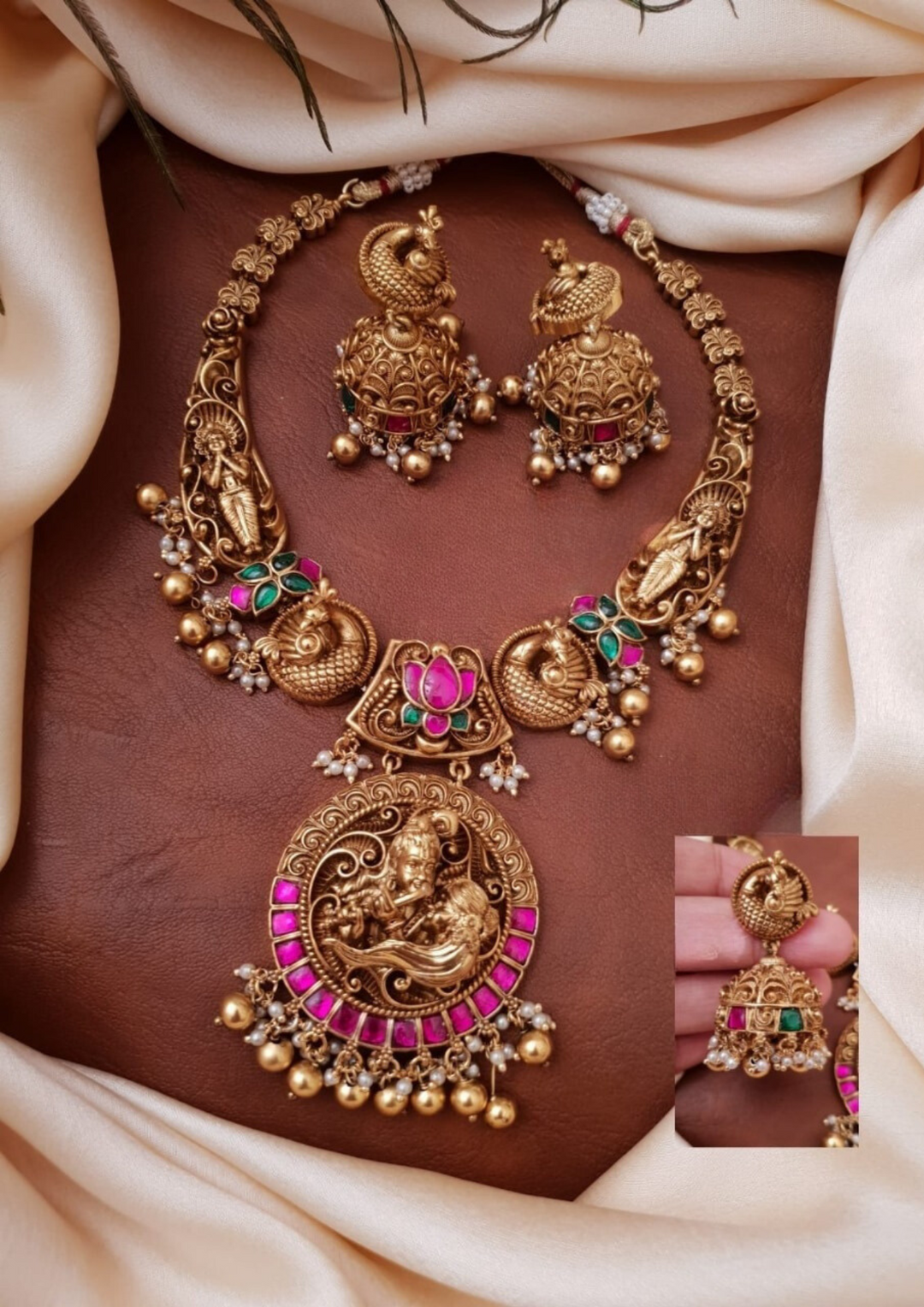 Jadau Kundan and beads temple jewellery necklace set with earrings ssg 103050