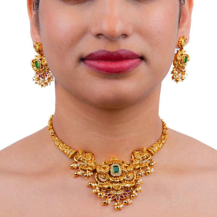 Kundan and beads temple jewelry necklace with earrings ssg 101660